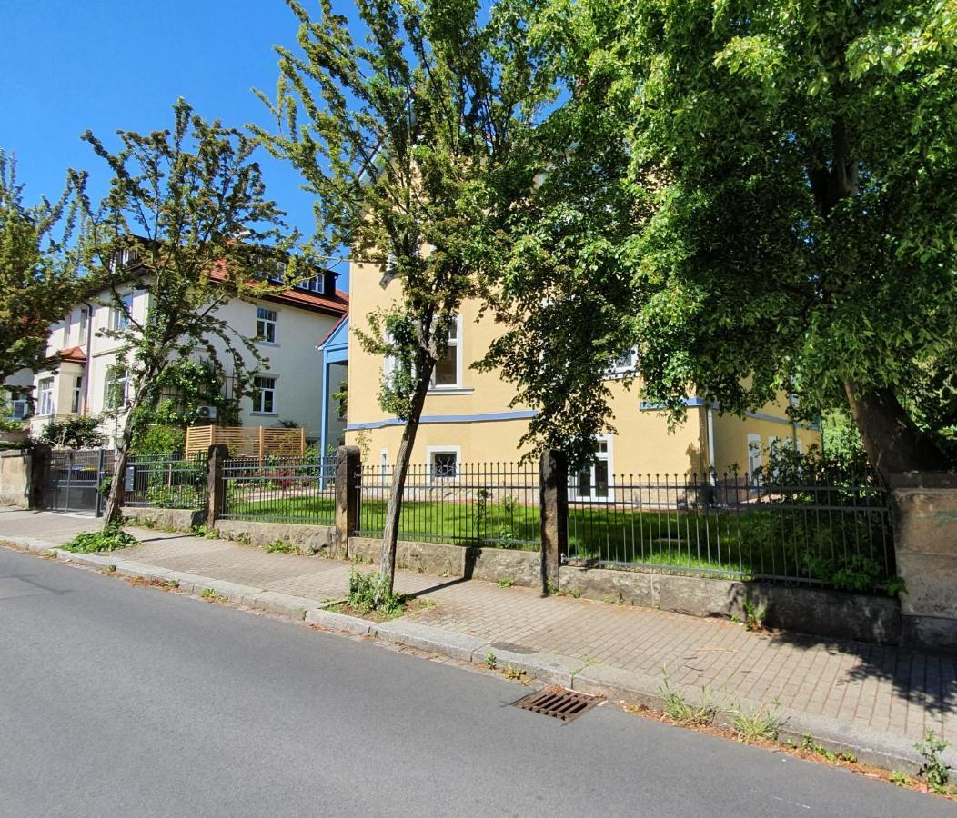 Pineapple Apartments Dresdner Heide Mit Garten Dresden Exterior photo